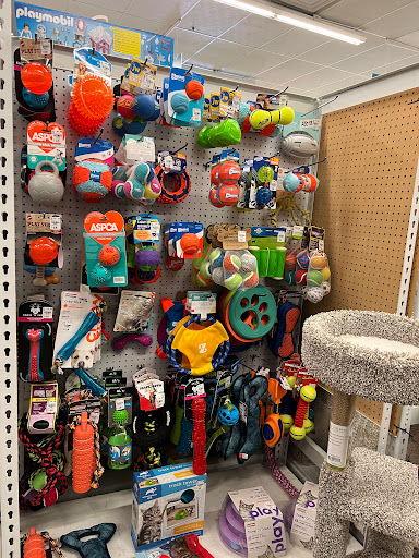 Home Goods Store «Tuesday Morning», reviews and photos, 2516 Cantrell Rd i, Little Rock, AR 72202, USA