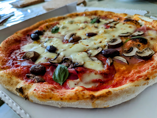 Pizzeria Schwarzlackenau en Vienna