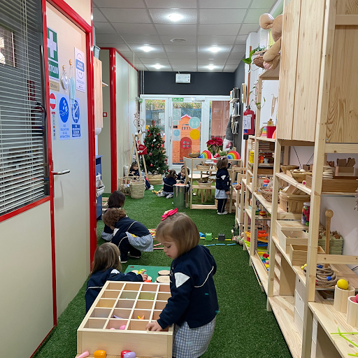 REINA CRISTINA - Escuelas Infantiles en Alcalá de Henares