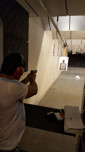 Gun Shop «Shoot Straight Fort Lauderdale», reviews and photos, 2200 S State Rd 7, Fort Lauderdale, FL 33312, USA
