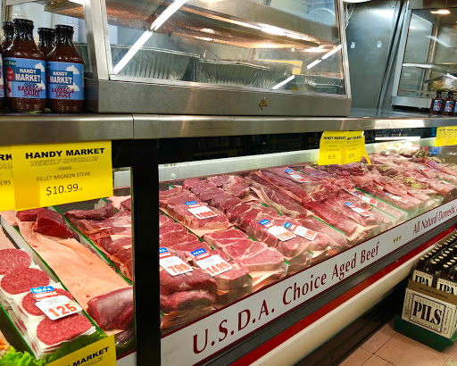 Grocery Store «Handy Market, Wine Store, Craft Beer Shop, Bottle Shop, Choice Meats», reviews and photos, 2514 W Magnolia Blvd, Burbank, CA 91505, USA