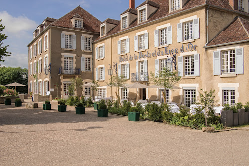 hôtels Hôtel de la Poste et du Lion d'Or Vézelay