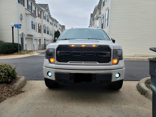 Auto Body Shop «D&V Autobody, Inc.», reviews and photos, 23550 Overland Dr, Sterling, VA 20166, USA