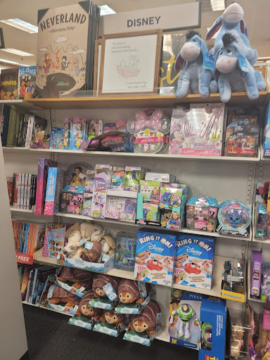 Book Store «Books-A-Million», reviews and photos, 444 Chicago Ridge Mall F-10, Chicago Ridge, IL 60415, USA