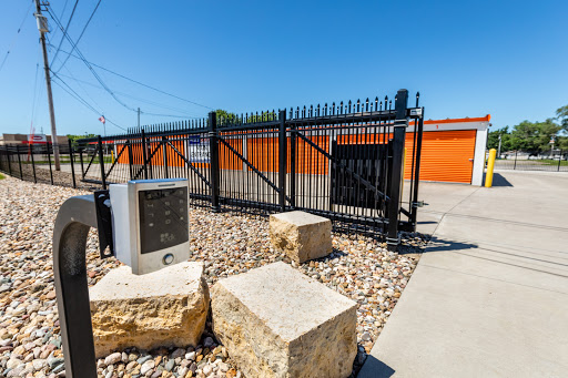 Self-Storage Facility «ABC Mini Storage», reviews and photos, 2301 Grandview Ave, Muscatine, IA 52761, USA