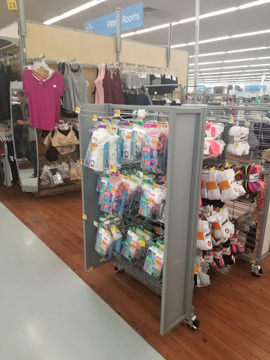 Discount Store «Walmart», reviews and photos, 3041 N Rainbow Blvd, Las Vegas, NV 89108, USA