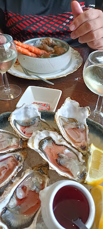 Plats et boissons du Restaurant de spécialités à base de poisson-pêcheur Chaponost sur Mer - n°20