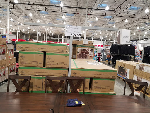 Warehouse store «Costco Wholesale», reviews and photos, 1300 Edwards Ferry Rd NE, Leesburg, VA 20176, USA