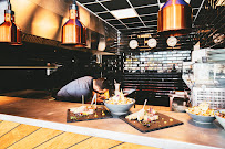Atmosphère du Restaurant méditerranéen L'Octopus Bar & Restaurant à Le Grau-du-Roi - n°3