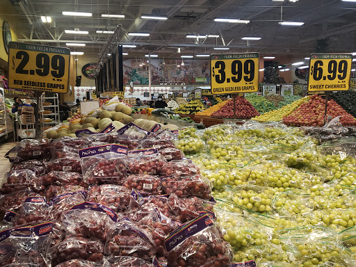 Supermarket «Lewis Fresh Market», reviews and photos, 2727 Grand Ave, Waukegan, IL 60085, USA