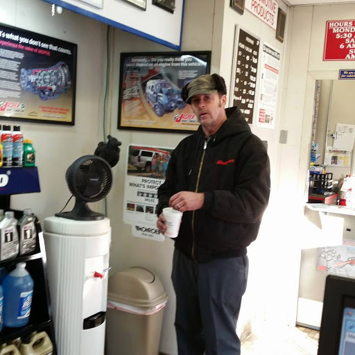 Auto Repair Shop «Great Bridge Service Center», reviews and photos, 208 Battlefield Blvd S, Chesapeake, VA 23322, USA