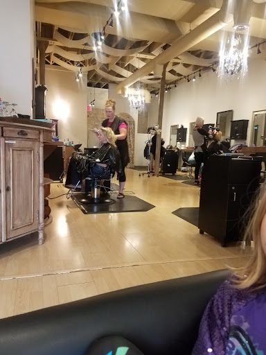 Day Spa «Avalon Salon», reviews and photos, 706 Main St NW, Elk River, MN 55330, USA