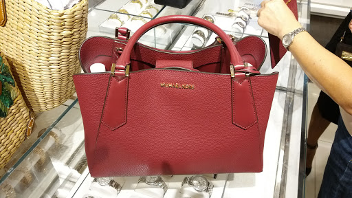 Fashion Accessories Store «Michael Kors», reviews and photos, 1800 Sawgrass Mills Cir #2630, Sunrise, FL 33323, USA