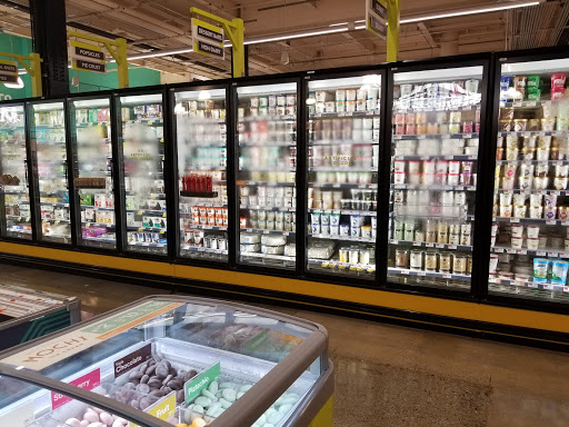 Grocery Store «Whole Foods Market», reviews and photos, 40 Railroad St, Andover, MA 01810, USA