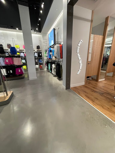 Sportswear Store «lululemon», reviews and photos, 2223 N Westshore Blvd #264, Tampa, FL 33607, USA