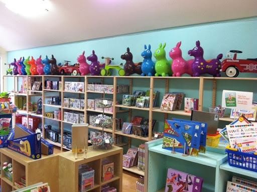 Toy Store «The Dancing Weasel Toy Store», reviews and photos, 30 E 17th Ave, Eugene, OR 97401, USA