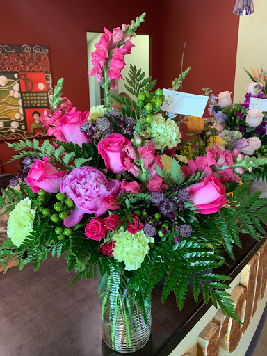 Florist «Hassell Florist», reviews and photos, 1679 Drew St, Clearwater, FL 33755, USA