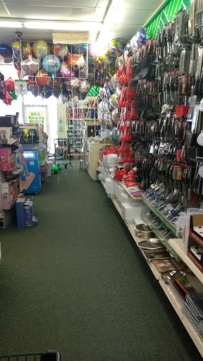 Dollar Store «Dollar Tree», reviews and photos, 6521 Sashabaw Rd, Village of Clarkston, MI 48346, USA