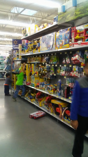 Discount Store «Walmart», reviews and photos, 844 Cleveland Ave, East Point, GA 30344, USA