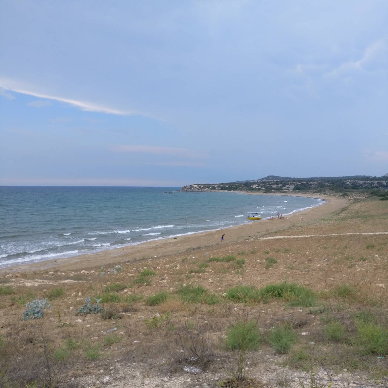 Foto di Kaleburnu beach con una superficie del sabbia beige