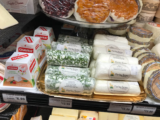 Grocery Store «Roberts Market & Liquor», reviews and photos, 3015 Woodside Rd, Redwood City, CA 94062, USA