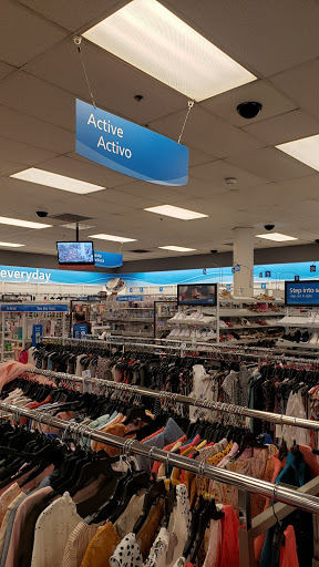 Clothing Store «Ross Dress for Less», reviews and photos, 13750 Riverside Dr, Sherman Oaks, CA 91423, USA