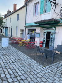 Photos du propriétaire du Restauration rapide Café de la brocante/La brocante de Chatel à Châtel-de-Neuvre - n°3