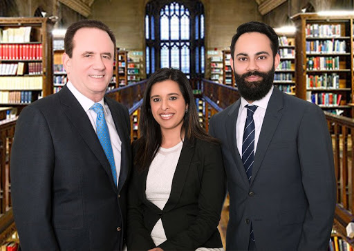 Immigration Attorney «John W. Lawit, Attorney», reviews and photos