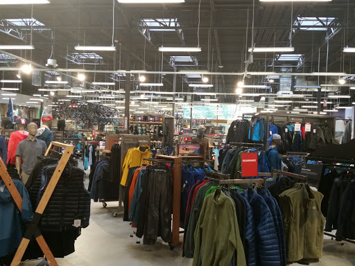 Camping Store «REI», reviews and photos, 7531 North Point Pkwy, Alpharetta, GA 30022, USA