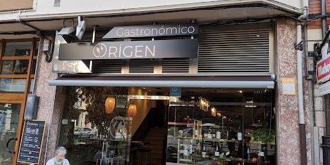 Origen Bar Gastronómico - C. el Parque, 33550 Cangas de Onís, Asturias, Spain