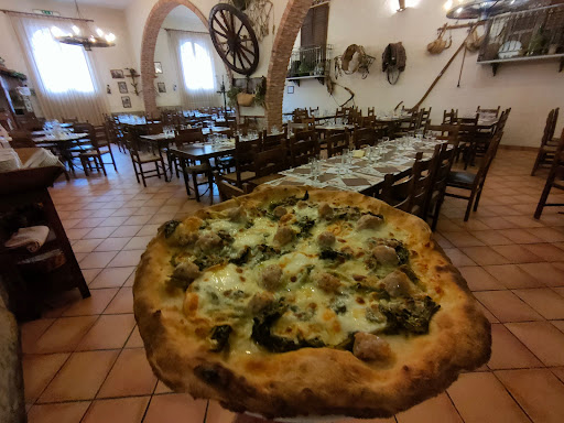 LA ROCCA ALBERGO RISTORANTE SALA RICEVIMENTI PIZZERIA in Roccapalumba, Città Metropolitana di Palermo