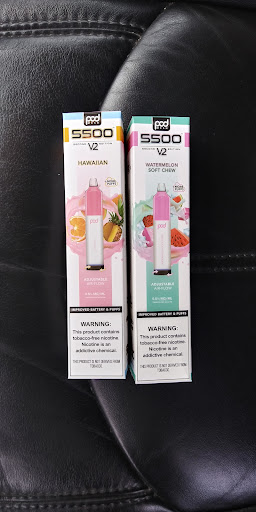 Tobacco Shop «Two Guys Smoke Shop», reviews and photos, 15 Spit Brook Rd, Nashua, NH 03060, USA