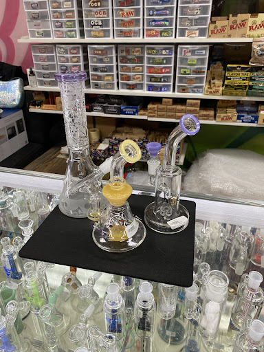 Tobacco Shop «Wonderland Smoke Shop Freehold», reviews and photos, 16 W Main St, Freehold, NJ 07728, USA