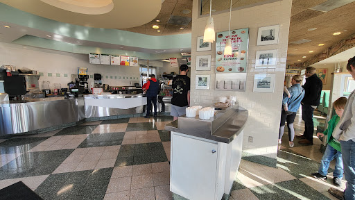 Bakery «Krispy Kreme Doughnuts», reviews and photos, 4302 Tacoma Mall Blvd, Tacoma, WA 98409, USA