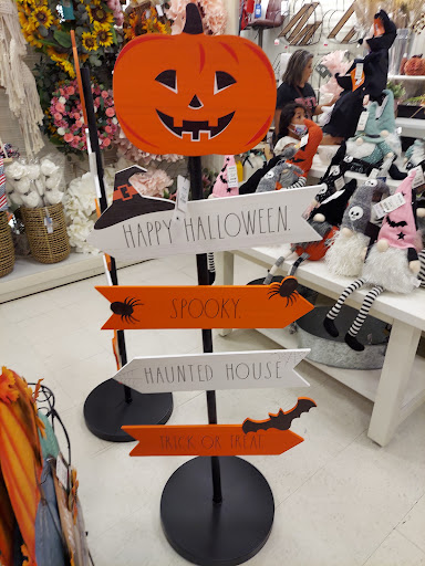 Department Store «Marshalls», reviews and photos, 3000 Grapevine Mills Pkwy, Grapevine, TX 76051, USA