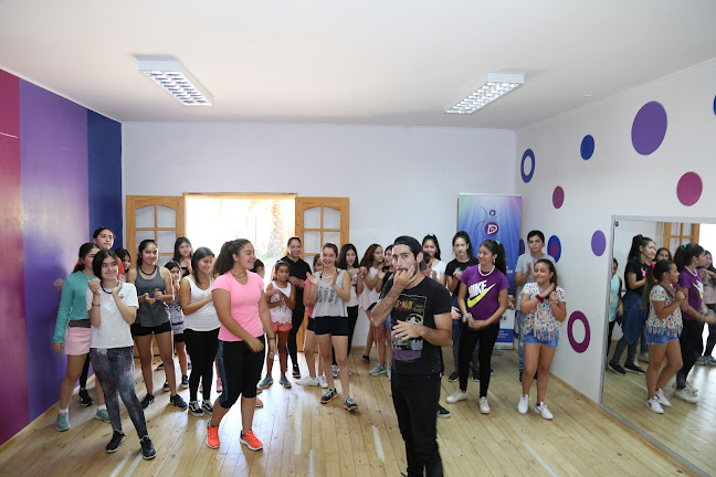 Opiniones de Academia y Cía de Danza Dagoberto Huerta en Marchihue - Escuela