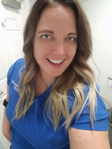 Hair Salon «Robert of Philadelphia Hair Design Downtown», reviews and photos, 440 Bayfront Pl, Naples, FL 34102, USA