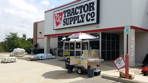 Home Improvement Store «Tractor Supply Co.», reviews and photos, 6850 Whitmore Lake Rd, Whitmore Lake, MI 48189, USA