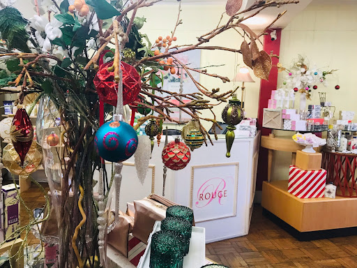 Day Spa «Rouge - Beauty, Spa, & Apothecary Boutique», reviews and photos, 17 S King St, Leesburg, VA 20175, USA