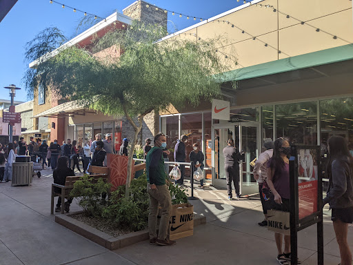 Clothing Store «Nike Factory Store», reviews and photos, 4976 Premium Outlets Way #800, Chandler, AZ 85226, USA