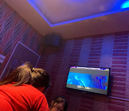 Studio 89 Family Karaoke & Cafe Lounge photo