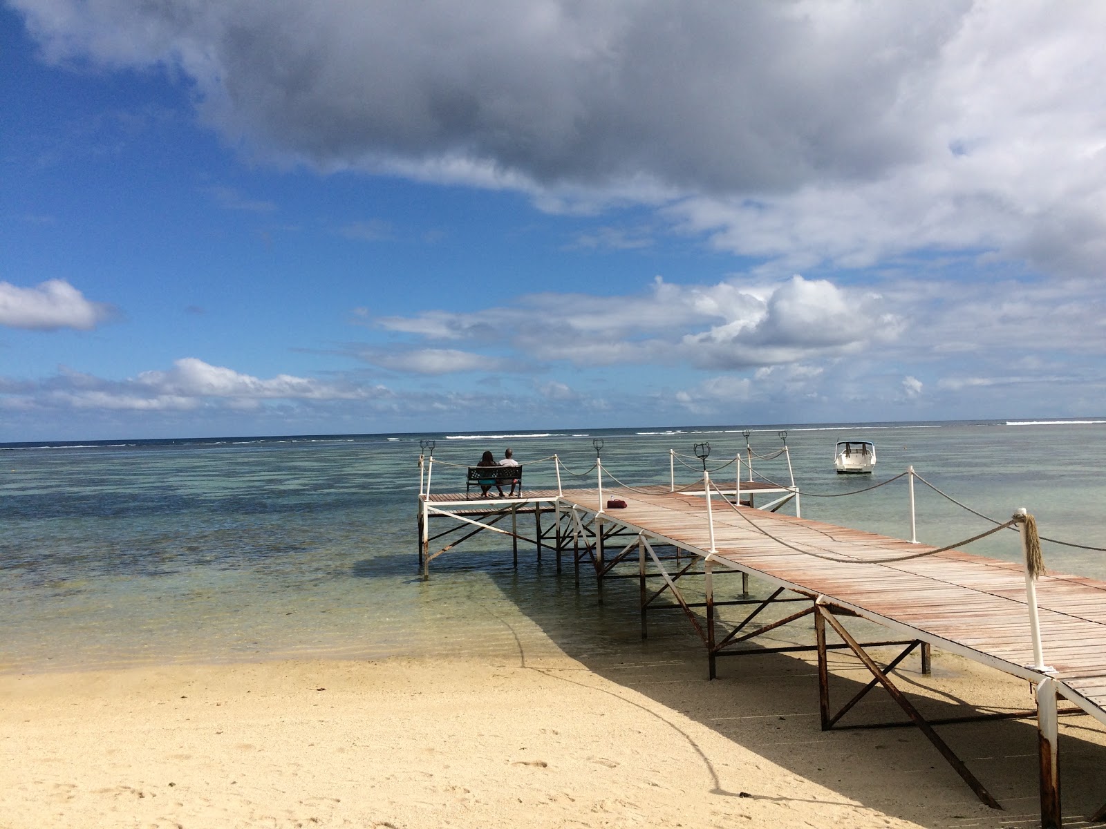 Foto de Maradiva Beach e o assentamento