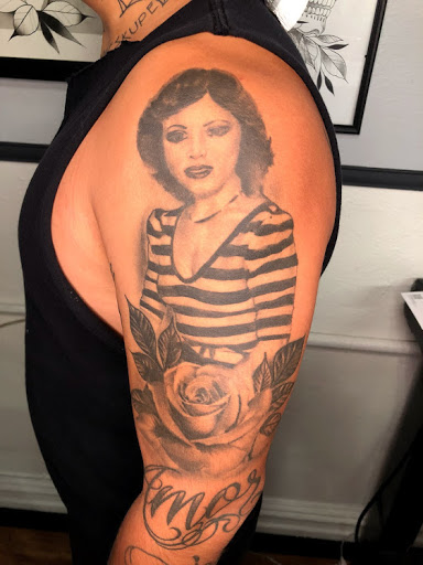 Tattoo Shop «Broadway Tattoo Parlor», reviews and photos, 1826 N Broadway, Los Angeles, CA 90031, USA