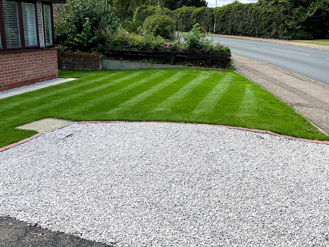 Elite Lawn Maintenance Ltd - Peterborough
