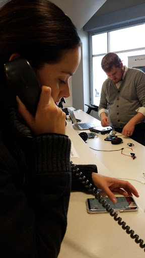 Cell Phone Store «Verizon», reviews and photos, 2605 E Beltline Ave SE, Grand Rapids, MI 49546, USA