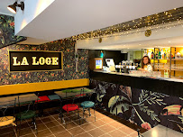 Atmosphère du La Loge - Bar Café Restaurant à Vienne - n°3
