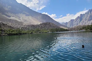 Upper Kachura Lake image