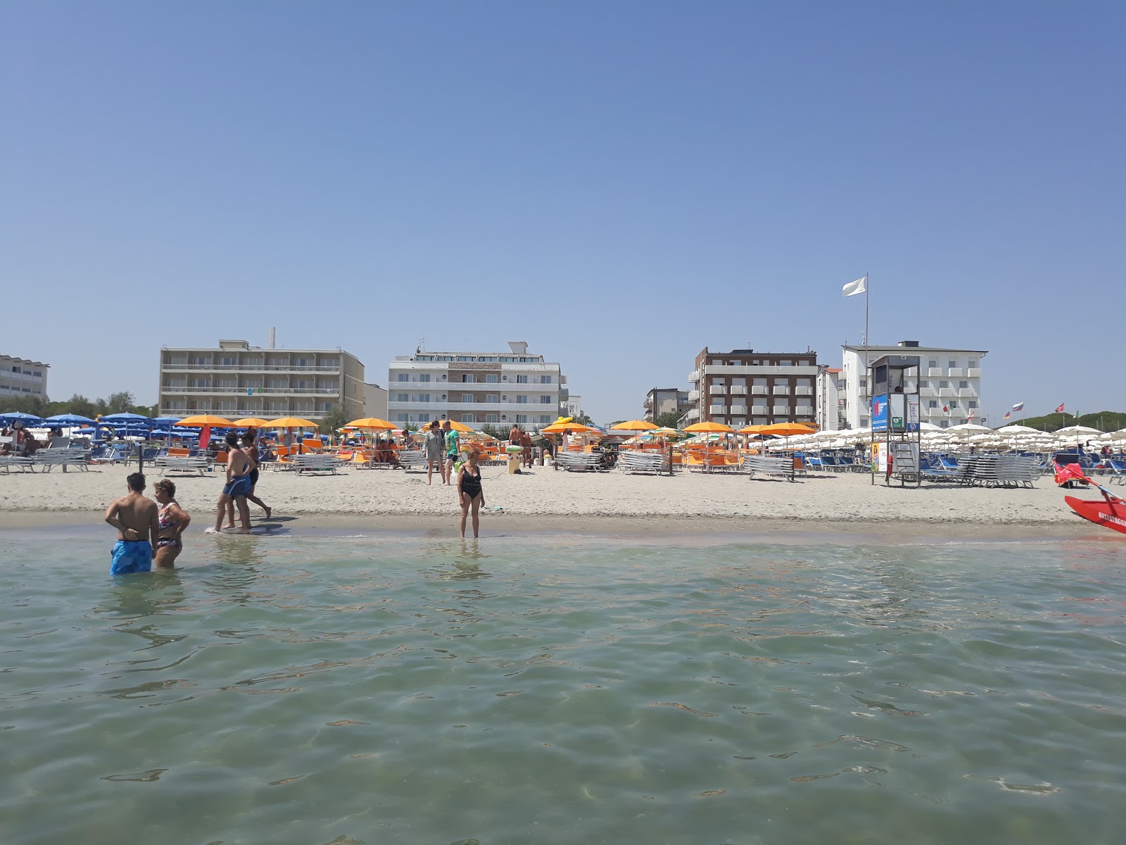Foto de Playa Molo di Ponente Cervia II área de complejo turístico de playa
