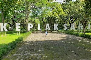 Taman Kebon Ratu image