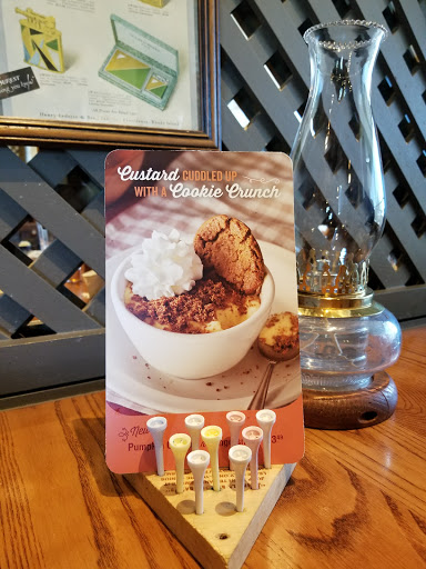American Restaurant «Cracker Barrel Old Country Store», reviews and photos, 200 Cracker Barrel Dr, Clarksville, TN 37040, USA